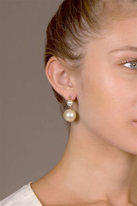 dior pearl earrings price australia|pearl earrings christian Dior.